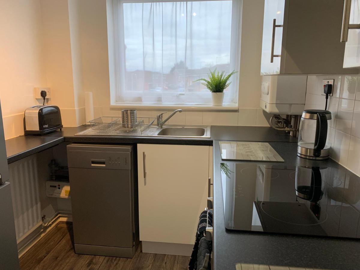Modern Cosy Warm Home With Free Parking Chelmsford Exterior photo